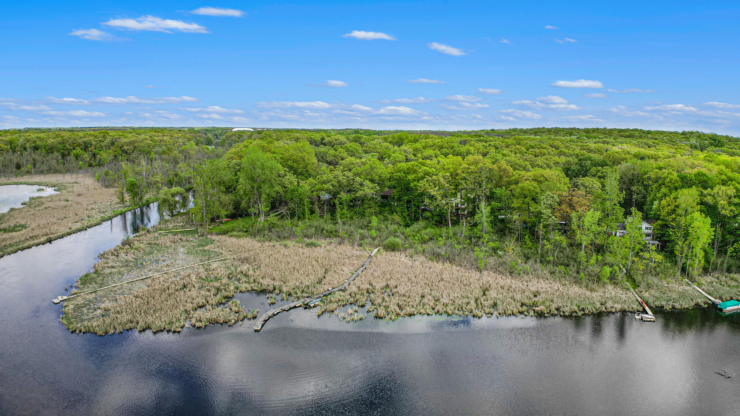 8742 River Valley Road Brighton, MI 48116 - Photo 36 of 44 040_dji_0258
