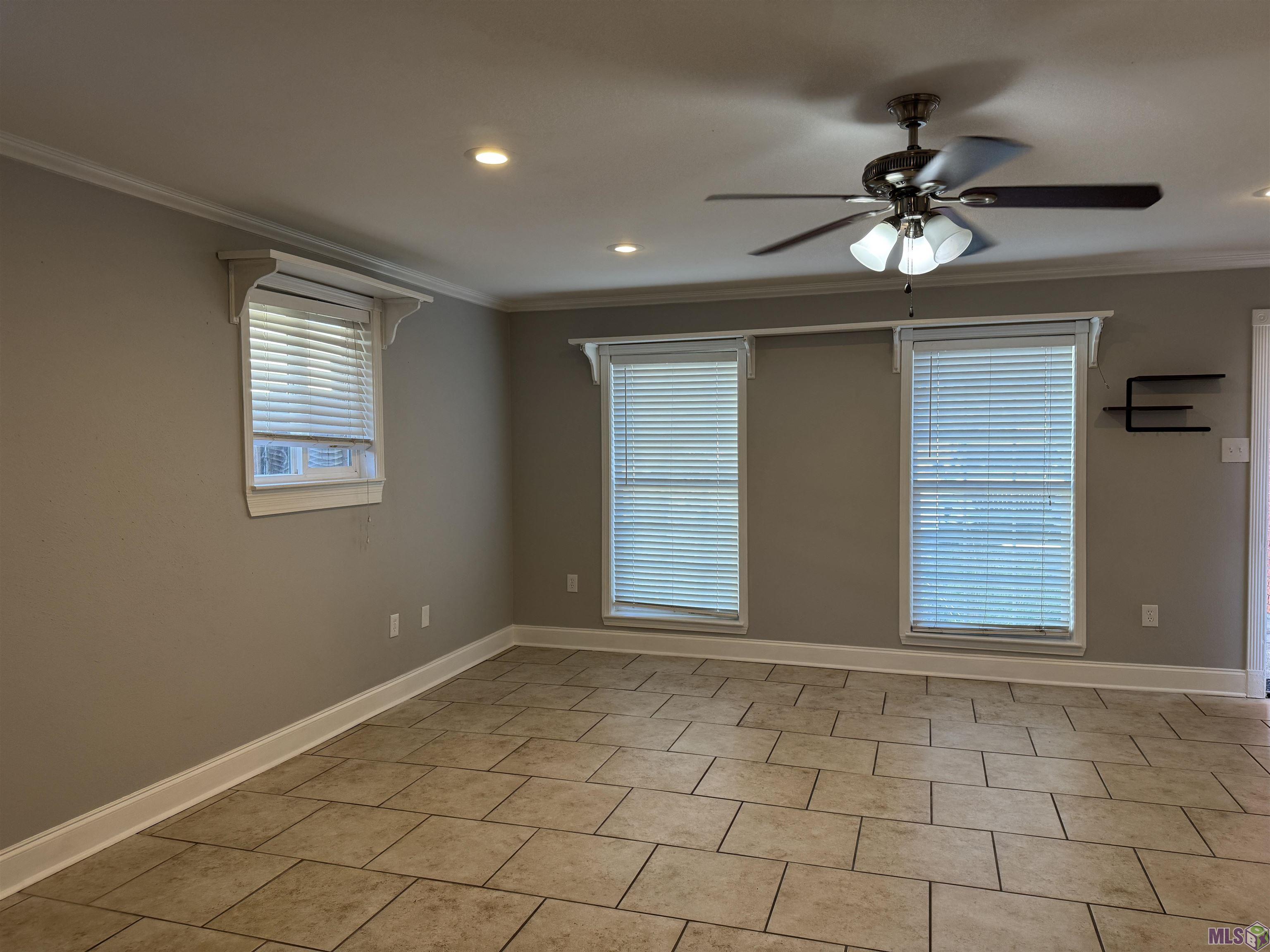 582 Jennifer Jean Drive Baton Rouge, LA 70808 - Photo 4 of 15