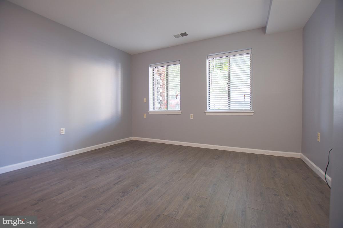 612 Charles Street, Unit R36 Baltimore, MD 21230 - Photo 17 of 26 Bath (Master)
