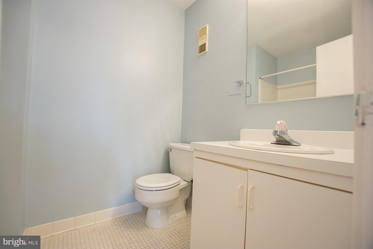 612 Charles Street, Unit R36 Baltimore, MD 21230 - Photo 20 of 26 Bath (Master)