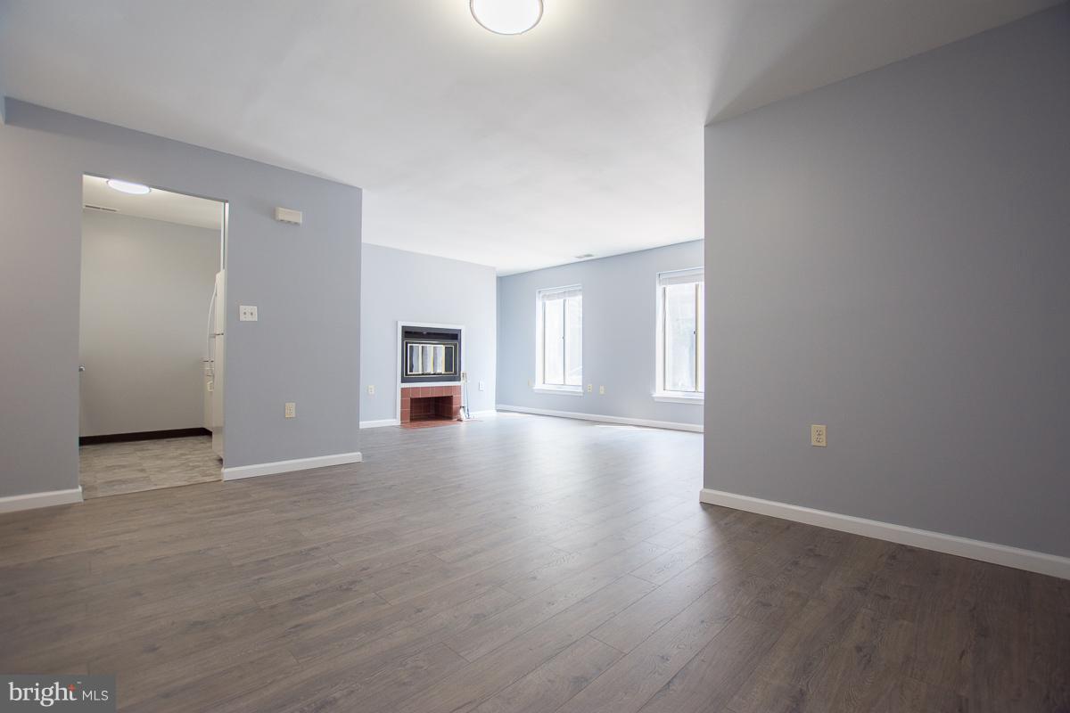 612 Charles Street, Unit R36 Baltimore, MD 21230 - Photo 9 of 26 Dining Room