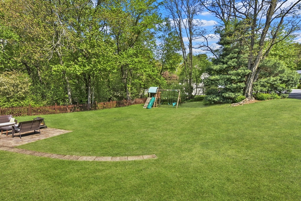 18 Bacon Road Framingham, MA 01701 - Photo 36 of 38 Gallery Image 36