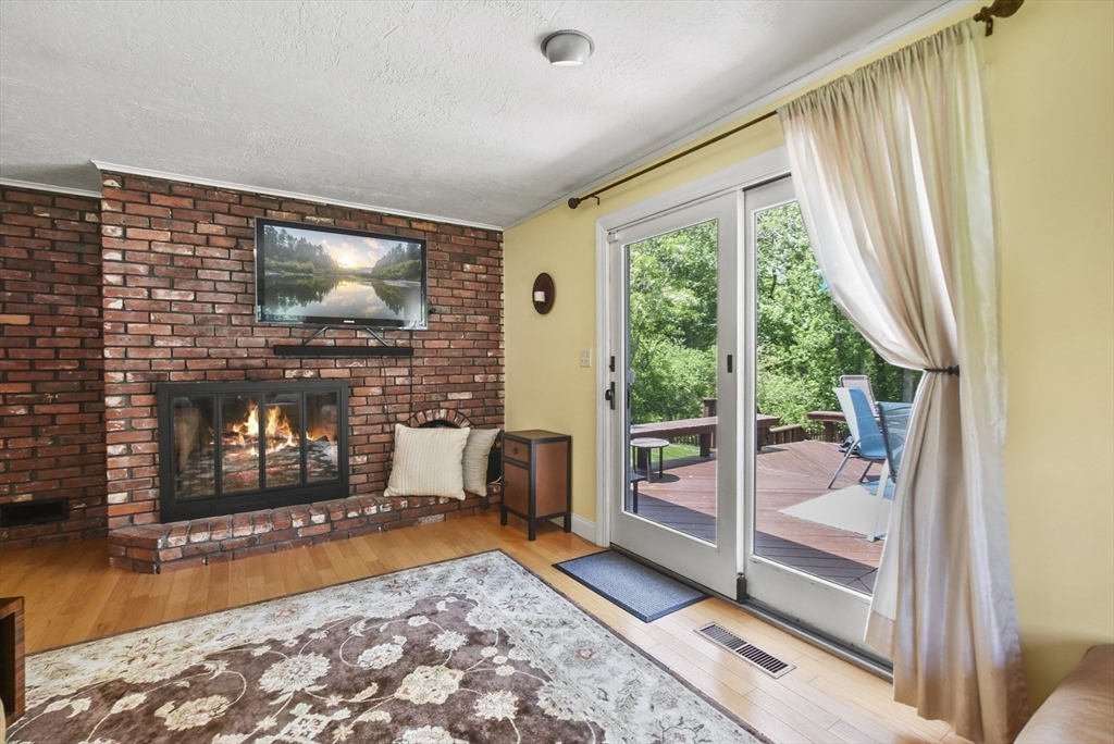 18 Bacon Road Framingham, MA 01701 - Photo 10 of 38 Gallery Image 10