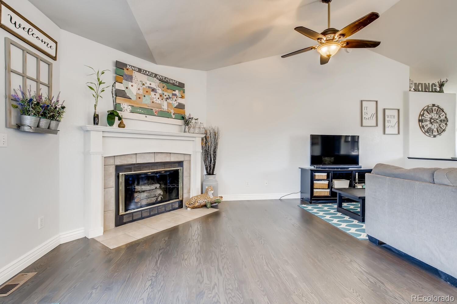 2139 Savage Road Elizabeth, CO 80107 - Photo 3 of 28 Gallery Image 3