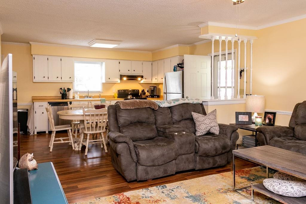 3530 Burch Bridge Road Burlington, NC 27217 - Photo 5 of 31 Gallery Image 5