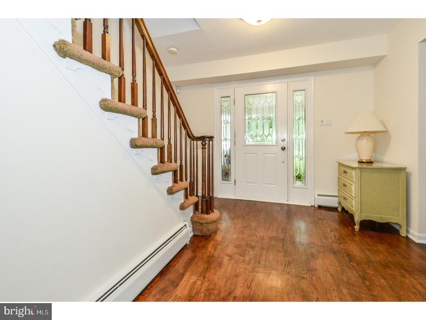 4170 Shoemaker Road Huntingdon Valley, PA 19006 - Photo 6 of 23 Foyer