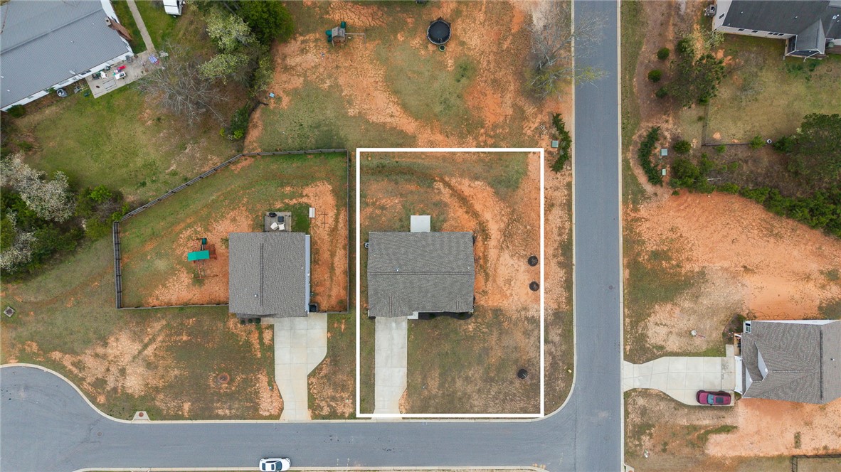 114 Sunny Pt Loop Central, SC 29630 - Photo 20 of 25 This overhead perspective highlights the generous lot with its expansive grounds.