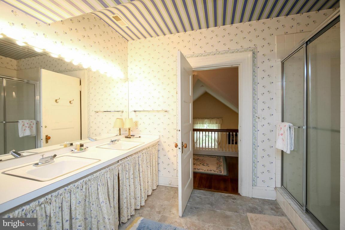 201 Longwood Road Baltimore, MD 21210 - Photo 22 of 30 Bath