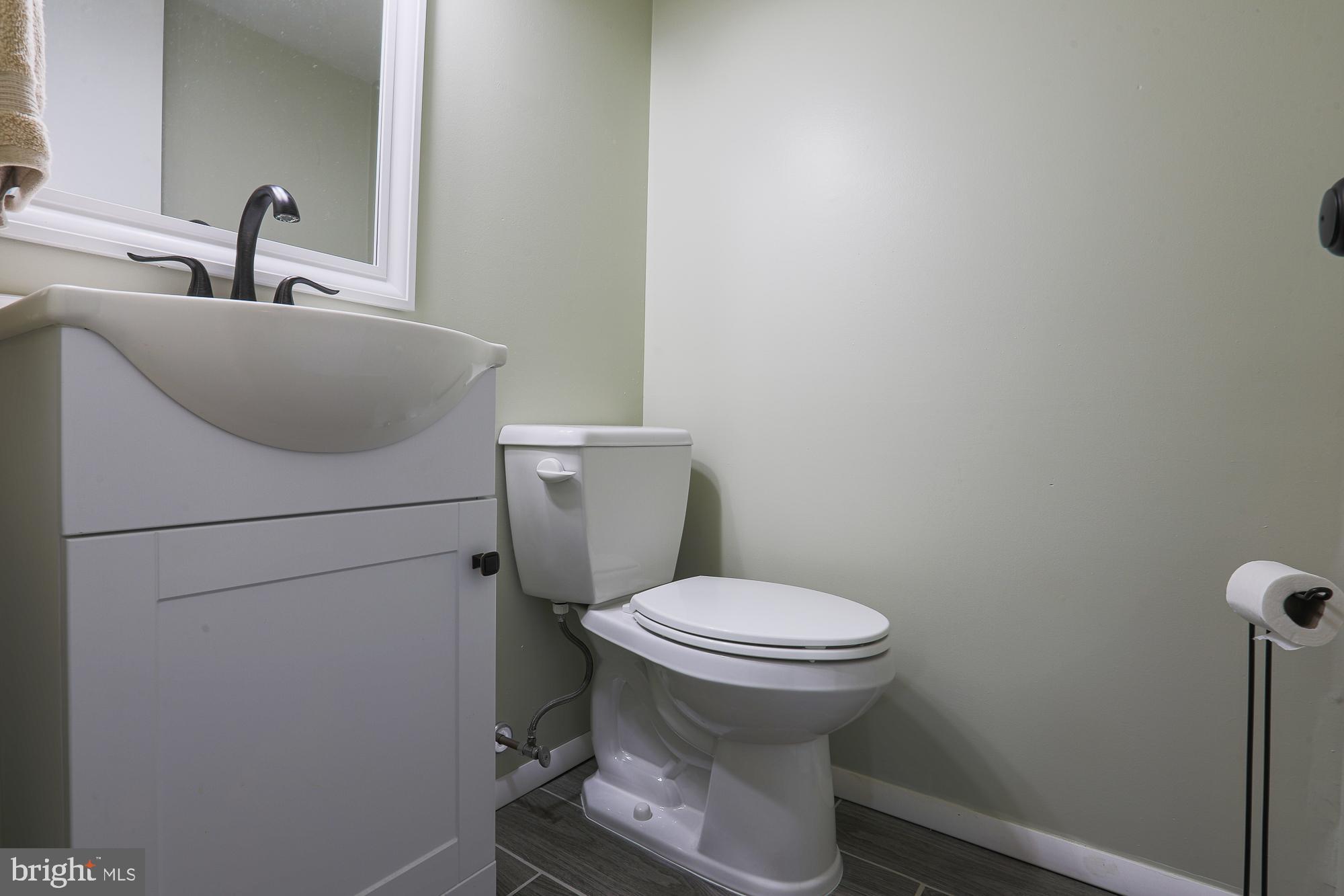 9022 Perryvale Road Baltimore, MD 21236 - Photo 16 of 34