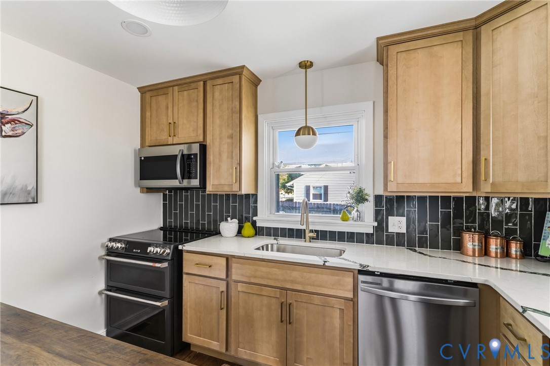 4805 Gilmour Road Sandston, VA 23150 - Photo 14 of 39 Gallery Image 14