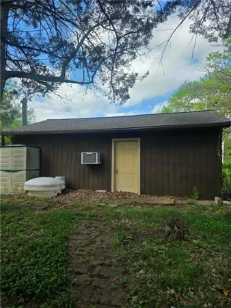 $48,000 | 50 Deepwoods Drive, Linn Valley, KS 66040