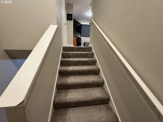 $545,000 | 2317 Laura Lane, North Bend, OR 97459