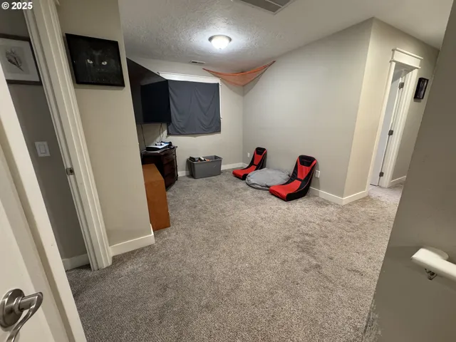 $545,000 | 2317 Laura Lane, North Bend, OR 97459