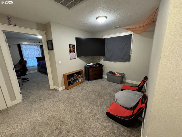 $545,000 | 2317 Laura Lane, North Bend, OR 97459