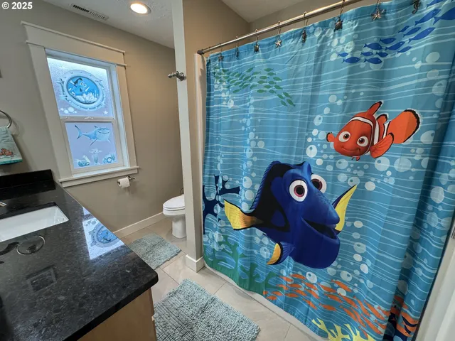 $545,000 | 2317 Laura Lane, North Bend, OR 97459