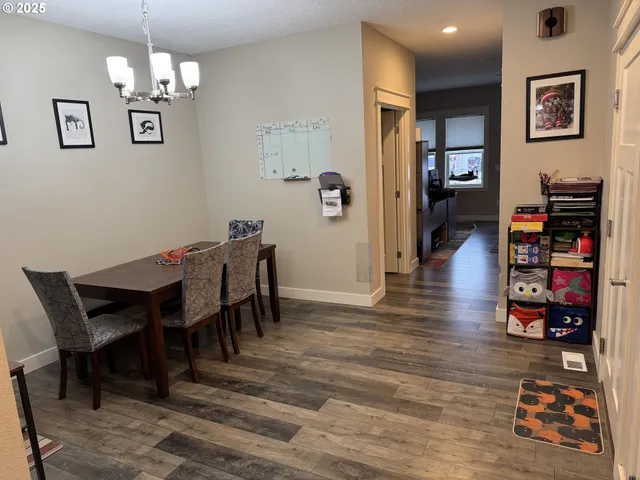 $545,000 | 2317 Laura Lane, North Bend, OR 97459