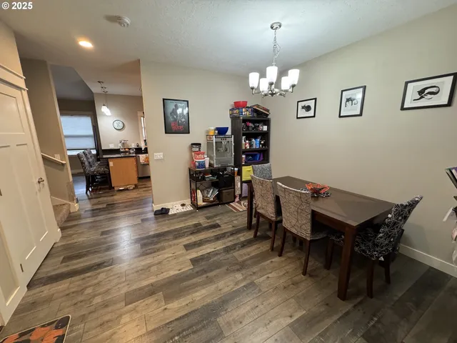 $545,000 | 2317 Laura Lane, North Bend, OR 97459