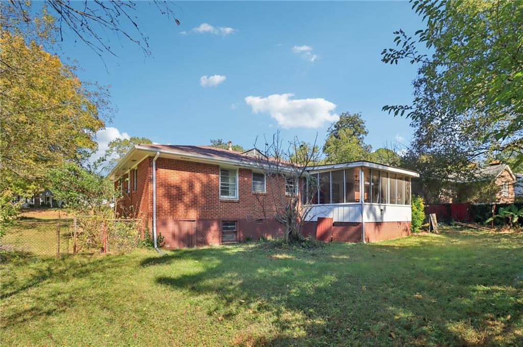 957 Texel Lane Clarkston, GA 30021 - Photo 14 of 22