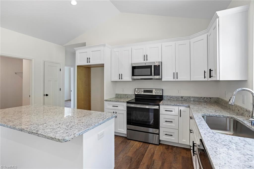 7310 Broad Street Rural Hall, NC 27045 - Photo 11 of 28