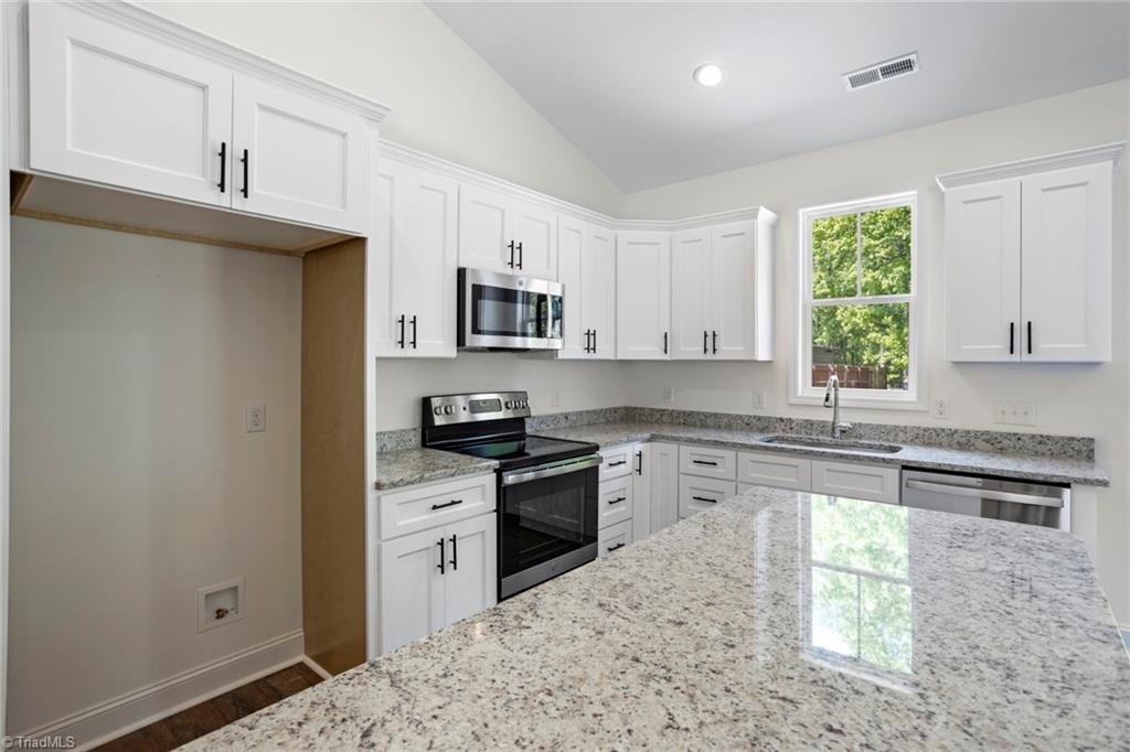 7310 Broad Street Rural Hall, NC 27045 - Photo 9 of 28