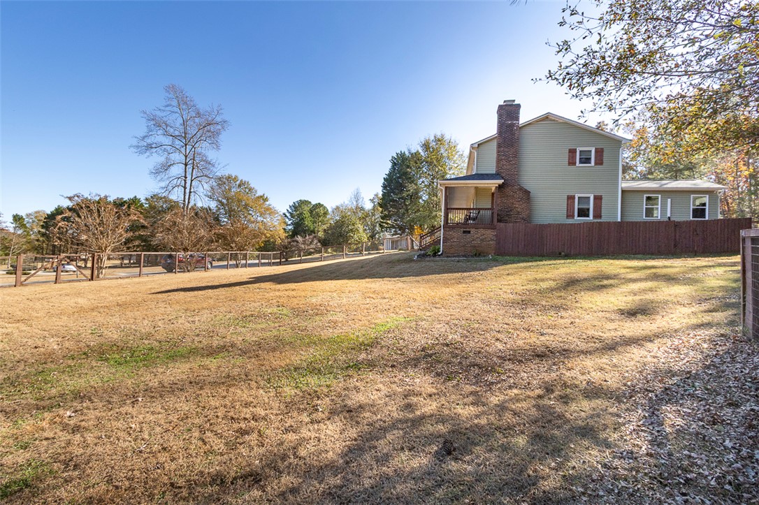 210 King Arthur Drive Anderson, SC 29621 - Photo 39 of 41