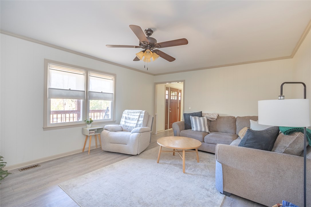 210 King Arthur Drive Anderson, SC 29621 - Photo 9 of 41