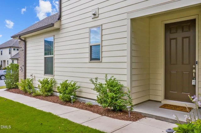 $595,000 | 1019 Catch Fly Lane, Durham, NC 27713