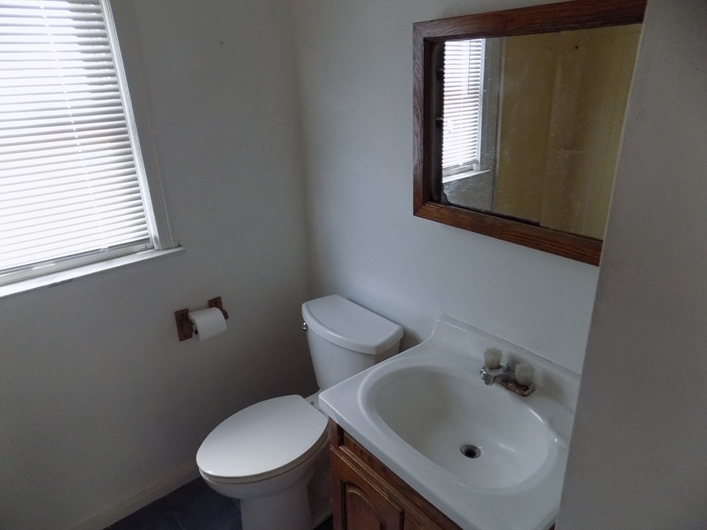 1261 Page Boulevard Springfield, MA 01104 - Photo 22 of 27 Gallery Image 22
