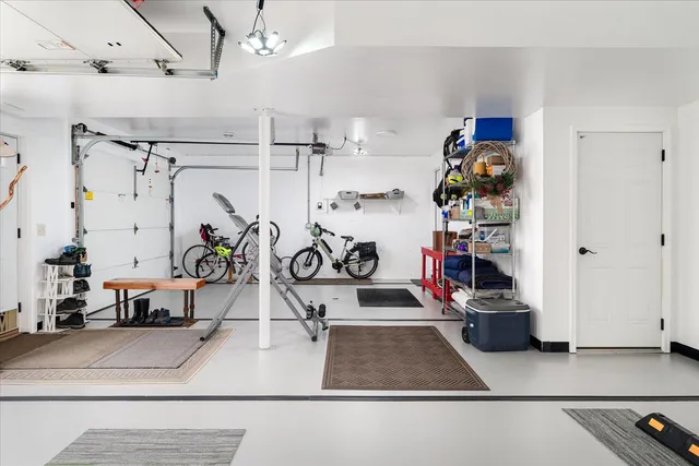 $724,900 | 65416 Desoto Bluffs Drive, Freeman, WI 54624