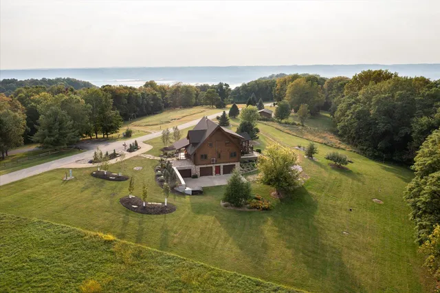 $724,900 | 65416 Desoto Bluffs Drive, Freeman, WI 54624