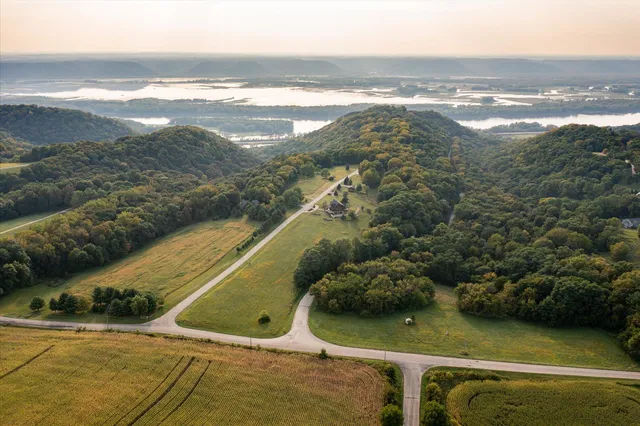 $724,900 | 65416 Desoto Bluffs Drive, Freeman, WI 54624