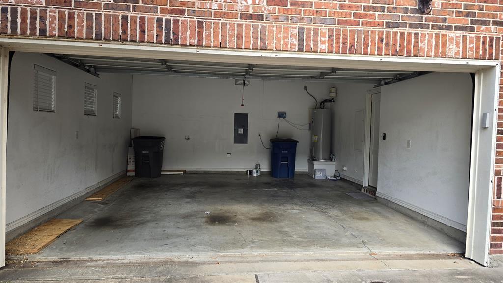 706 South Jupiter Road, Unit 1507 Allen, TX 75002 - Photo 3 of 31 a view of a car garage