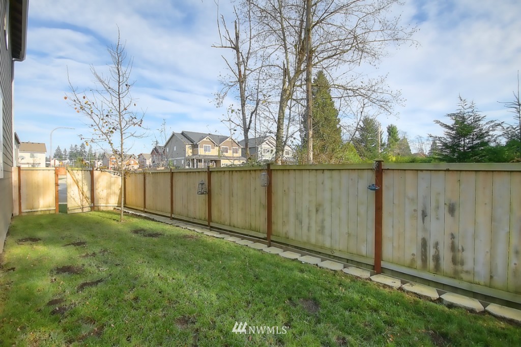 5027 Northeast 3rd Street Renton, WA 98059 - Photo 23 of 24