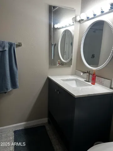 $164,800 | 4750 North Central Avenue, Unit 14P, Phoenix, AZ 85012