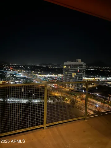 $164,800 | 4750 North Central Avenue, Unit 14P, Phoenix, AZ 85012