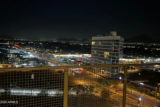 $164,800 | 4750 North Central Avenue, Unit 14P, Phoenix, AZ 85012