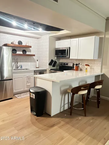 $164,800 | 4750 North Central Avenue, Unit 14P, Phoenix, AZ 85012