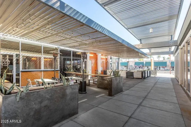 $164,800 | 4750 North Central Avenue, Unit 14P, Phoenix, AZ 85012