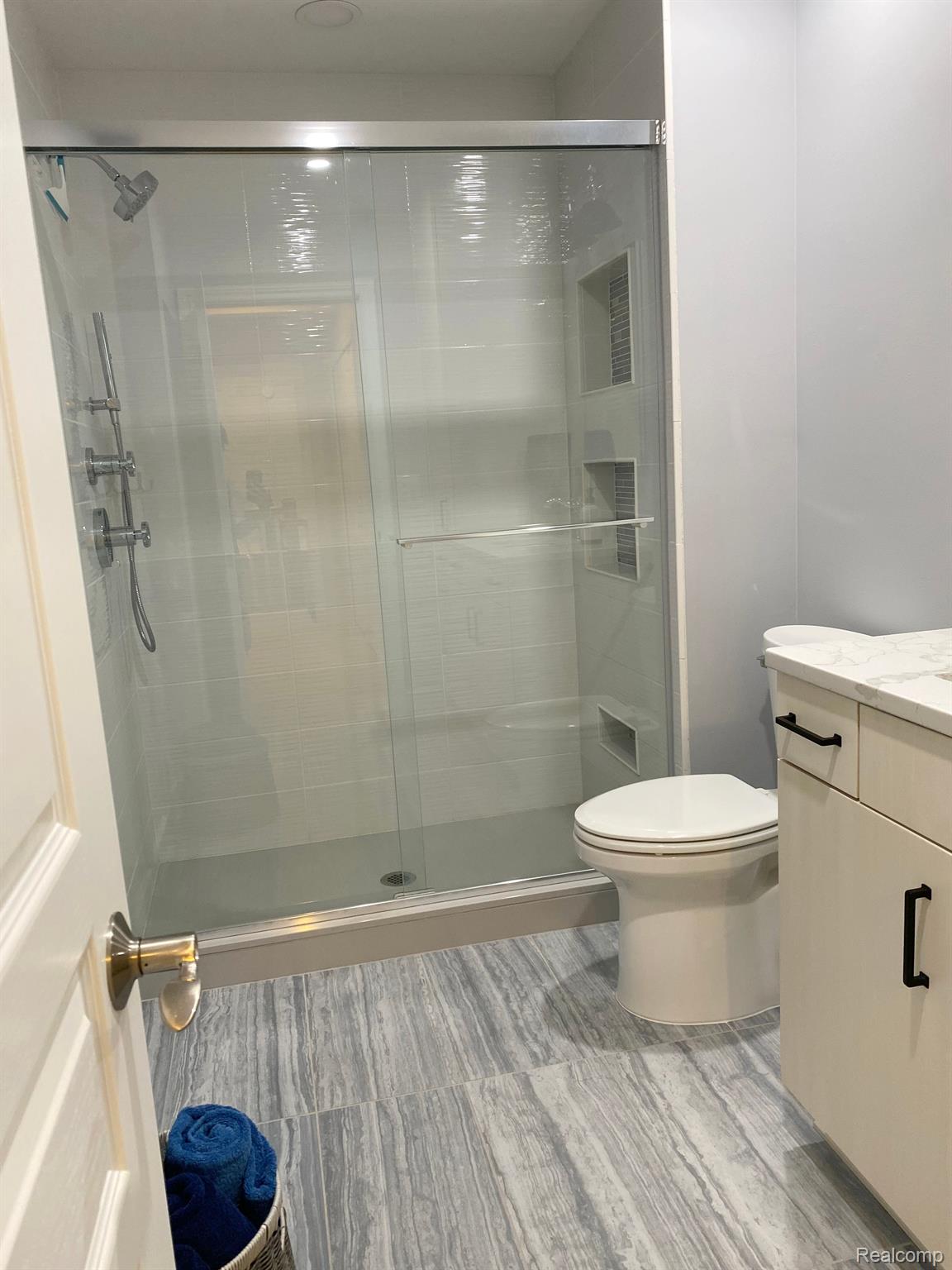 4435 Lily Drive Howell, MI 48843 - Photo 32 of 58 Newly remodeled Full Bath 2