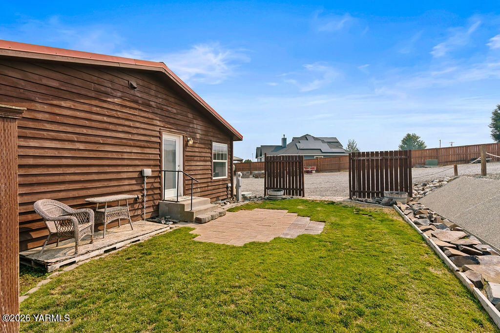 191 Wells Gap Road Prosser, WA 99350 - Photo 8 of 30 191WellsGapRd-8