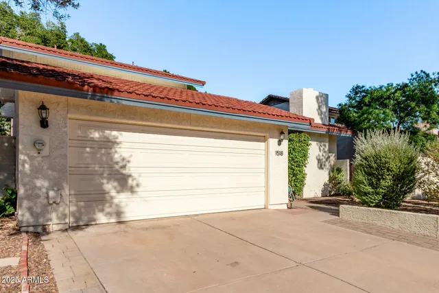 $600,000 | 1518 East Candlestick Drive, Tempe, AZ 85283