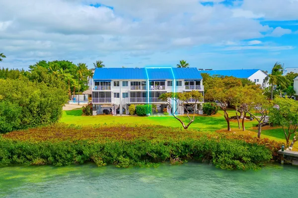 $925,000 | 95 Coco Plum Drive, Unit 4C, Marathon, FL 33050