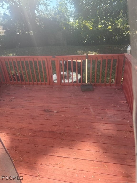 3207 Broadway Fort Myers, FL 33901 - Photo 25 of 25 a view of wooden fence