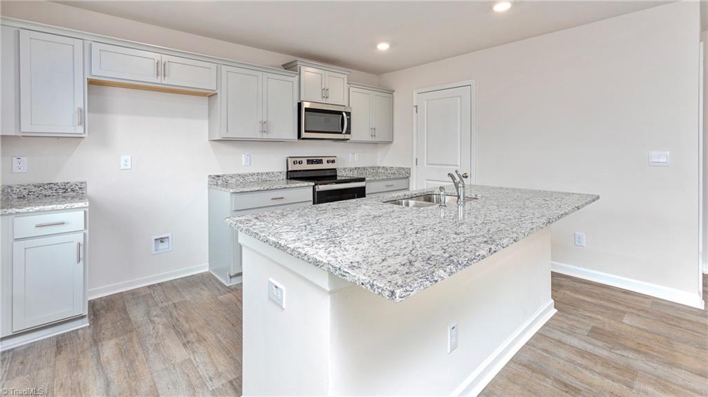 4615 Red Oak Drive Trinity, NC 27370 - Photo 8 of 24 Model home is a representative of it's residential design