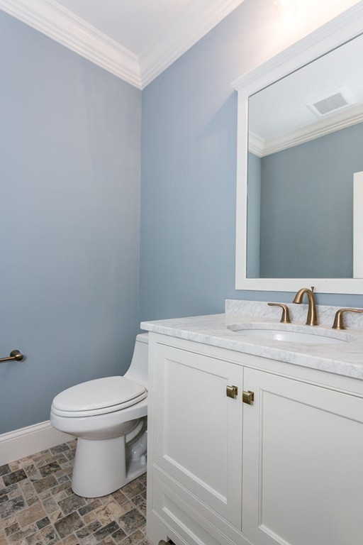 42 Lakin Street Needham, MA 02494 - Photo 8 of 30 Gallery Image 8