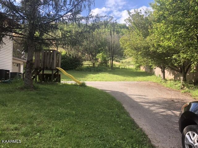 492 Lower Caney Valley Road Tazewell, TN 37879 - Photo 10 of 14 8859C4F0-55C1-4A6C-A2EC-B04C7AD0A95E