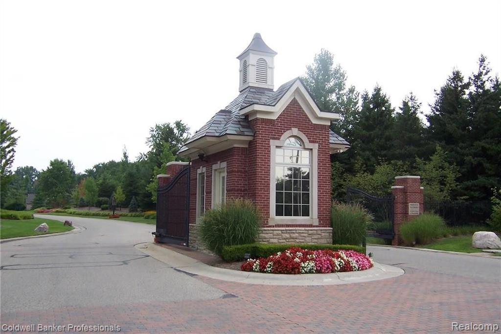 2516 Elm Brook Court Rochester Hills, MI 48309 - Photo 1 of 7