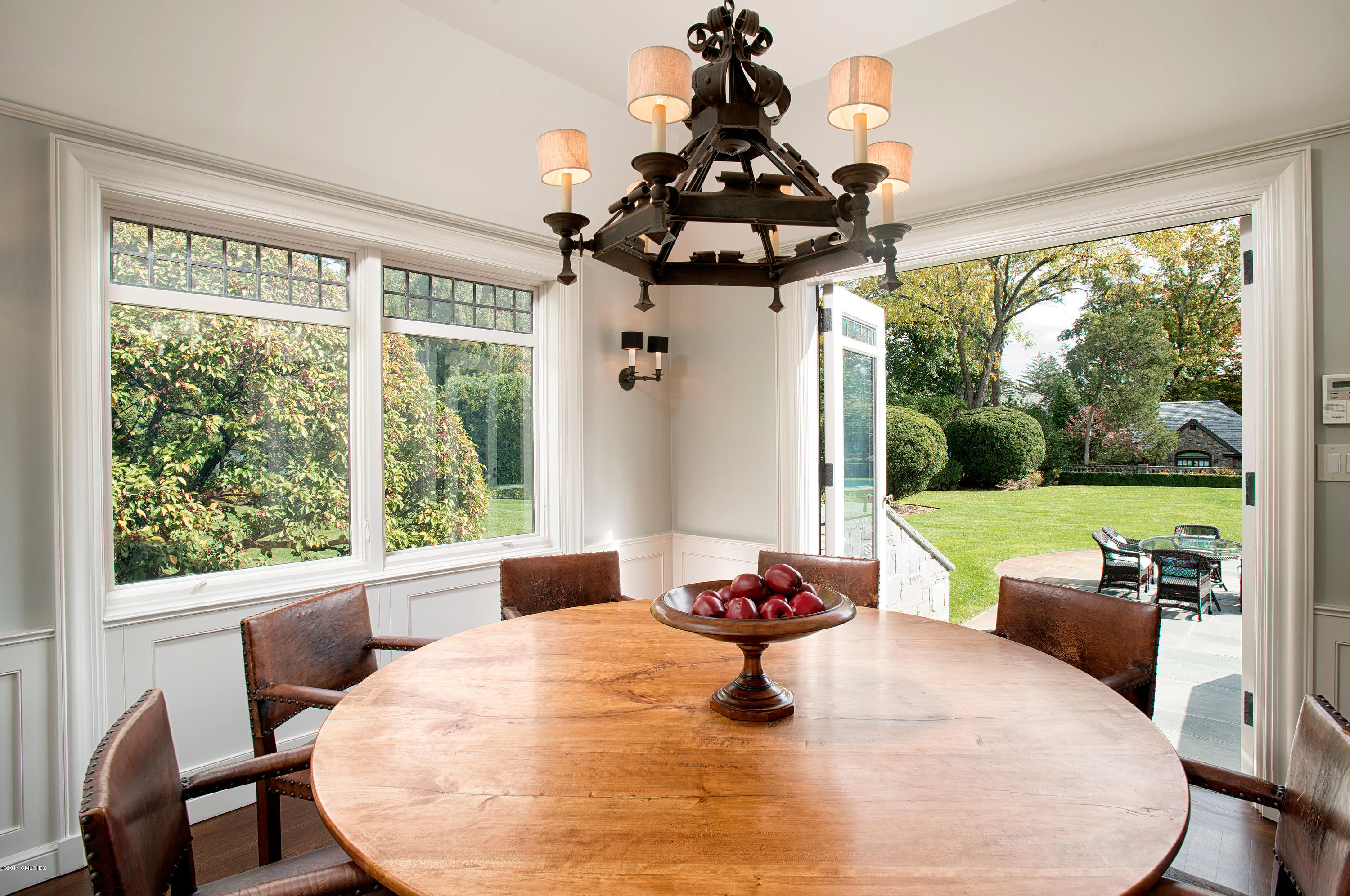 11 Flagler Drive Greenwich, CT 06830 - Photo 11 of 19 a dining room with wooden floor