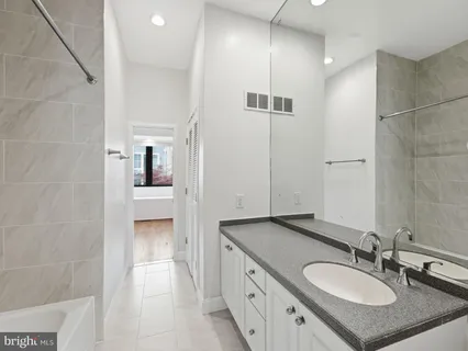 $7,900 | 2127 Newport Place Northwest, Washington, DC 20037