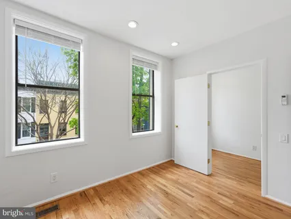 $7,900 | 2127 Newport Place Northwest, Washington, DC 20037